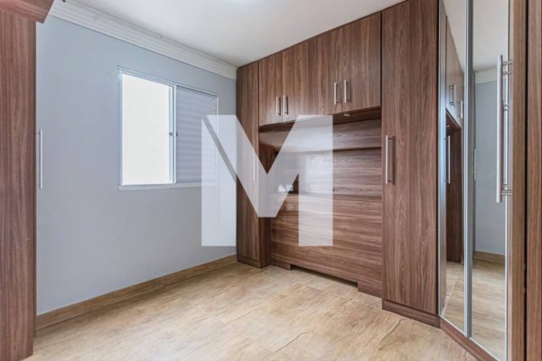 Lindo apartamento de 2 quartos a venda no Jardim Cristiane